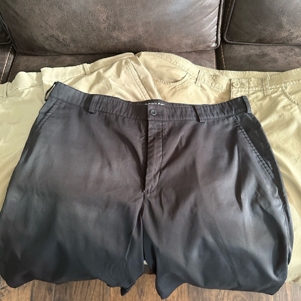Men’s size 38 golf shorts
